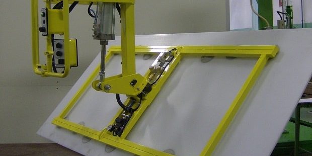Pneumatic manipulators to handle solar panels