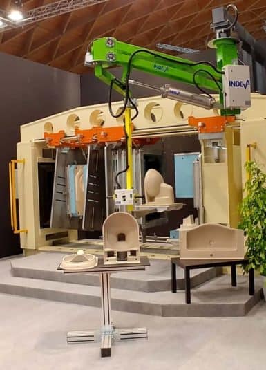 Sanitari e docce Scaglia INDEVA con i suoi manipolatori industriali, incrementa ergonomia e produttività all’interno dei cicli di lavorazione, in particolare grazie alle caratteristiche di auto-bilanciamento e sensibilità, che permettono la movimentazione di sanitari in totale sicurezza.