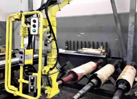 Tubi Scaglia INDEVA con i suoi manipolatori industriali, incrementa ergonomia e produttività all’interno dei cicli di lavorazione, in particolare grazie alle caratteristiche di auto-bilanciamento e sensibilità, che permettono la movimentazione di tubi in totale sicurezza.
