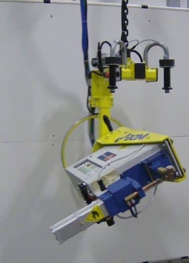 Apparecchiature elettromeccaniche varie I sistemi INDEVA, grazie al loro design compatto ed ergonomico, garantiscono leggerezza e semplicità d’uso: il sistema infatti, si auto-bilancia in tempo reale, riconoscendo il peso delle apparecchiature elettromeccaniche varie.