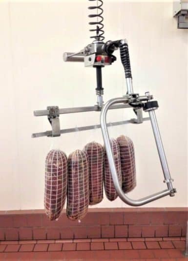 Salumi I manipolatori industriali per la movimentazione dei salumi di INDEVA, possono essere dotati di una struttura in acciaio inox, se richiesto