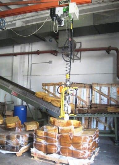 Plastica e Gomma – Articoli vari I sistemi INDEVA sono la tecnologia d’avanguardia per la movimentazione ergonomica di articoli di gomma e plastica. I manipolatori industriali offerti da INDEVA sono sempre più scelti da aziende per la manipolazione del carico per differenti motivi. Sono auto-bilancianti, pertanto permettono la movimentazione anche quando il peso degli articoli da manipolare cambia.