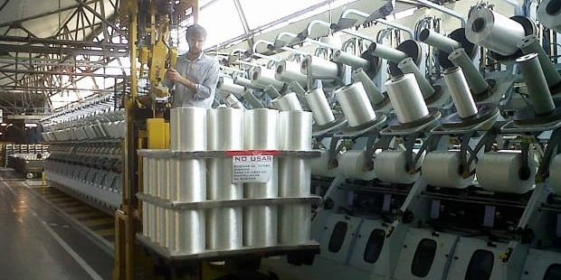 Bridgeston-order picker for reels Bridgeston-order picker for reels
