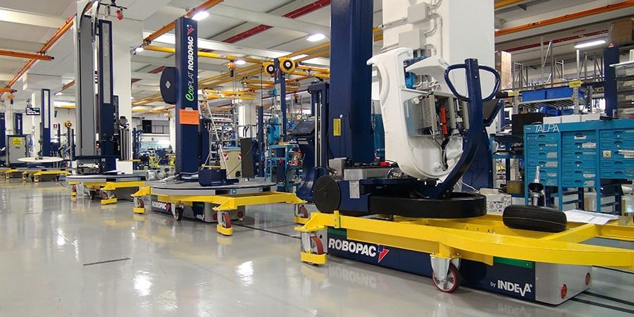 Fabbrica Intelligente-Aetna-Robopac- Fabbrica Intelligente alla Robopack con gli AGV INDEVA